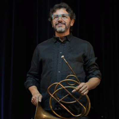 Der Hornist Adalto Soares