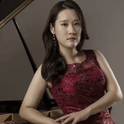 Die Pianistin JiHun Hong