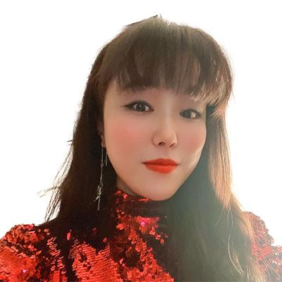Portrait von Xiayi Jiang