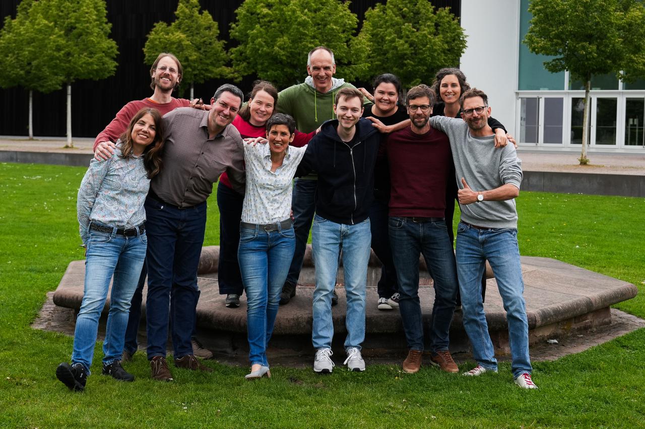 Gruppenbild IMJ Team