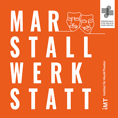 Die Buchstaben Marstallwerkstatt vor orangenem Hintergrund. 2 Theatermasken, eine traurig, eine freudig.