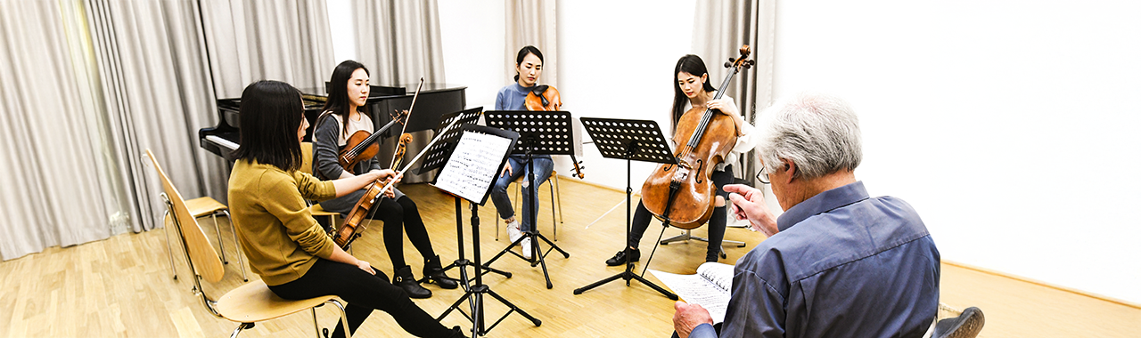Streicher-Kammermusik studierenden